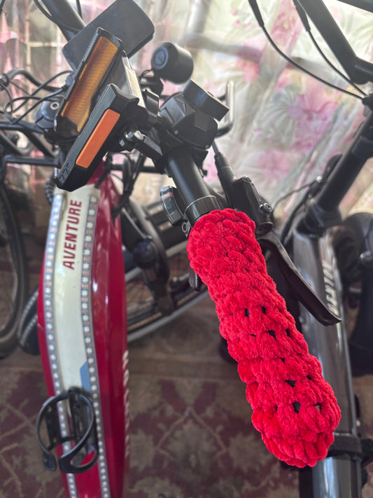 Crochet Bike Grip Covers by Cora